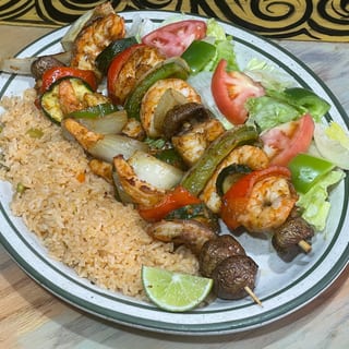 Alambres de Camaron Dinner (Shrimp Skewers)